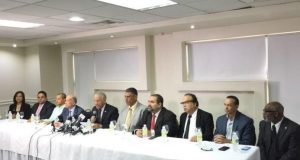 Nueve partidos de oposición