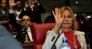 Sonia Mateo pidió realizar una encuesta en la provincia que representa, para que vean que “nosotros nos merecemos el aumento de sueldo”.