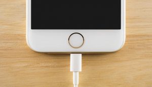 El iPhone 7 usará el puerto Lightning para los auriculares.