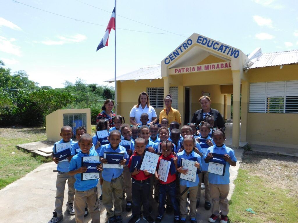 Ante casos de COVID-19, Colegio Médico asegura que niños está mejores en las escuelas que sus casas