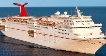 Pasajera cayó al mar desde un crucero y no la encuentran