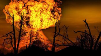 Stephen Hawking llama a la humanidad a huir de la Tierra