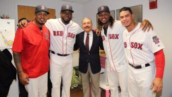 Danilo Medina ya está junto a David Ortiz en Boston