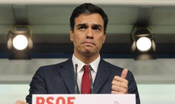 Renuncia el líder socialista español, Pedro Sánchez