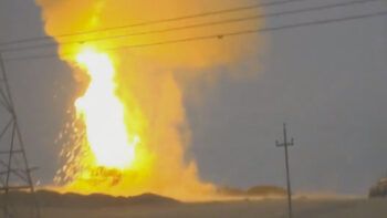 Explosión de un tanque estadounidense tras ser alcanzado por misil terrorista en Irak (VIDEO)