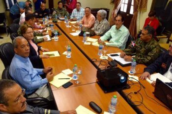 Docencia es suspendida en 24 provincias por Matthew