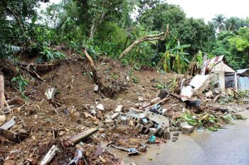 Hombre muere sepultado en Los Girasoles