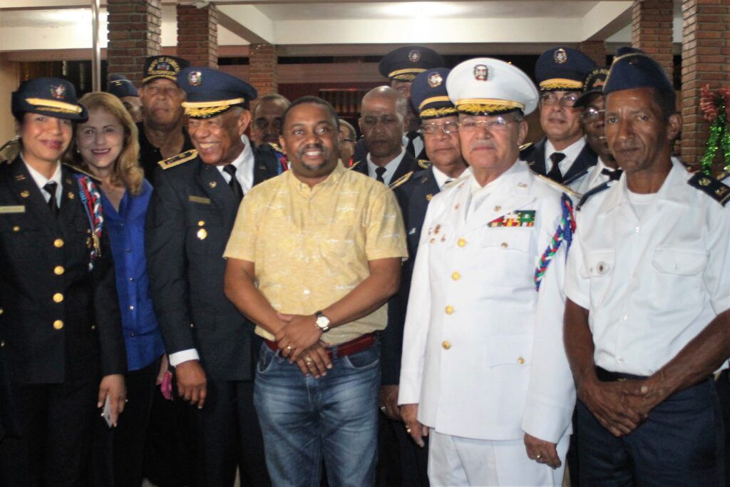 Alcalde René Polanco pide conmemorar con orgullo 172 aniversario de la Constitución dominicana