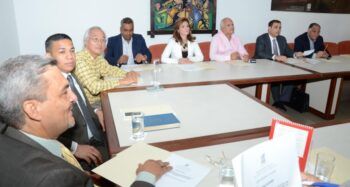 El miércoles se discutirá un aumento salarial para el sector privado 