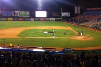 Confiscan partido del Licey a favor de los Gigantes