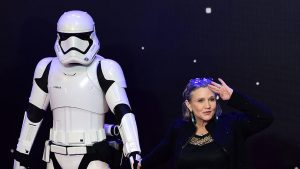 La princesa Leia de 'La Guerra de las Galaxias' había sufrido un ataque cardíaco el pasado viernes en un vuelo de Londres a Los Ángeles.