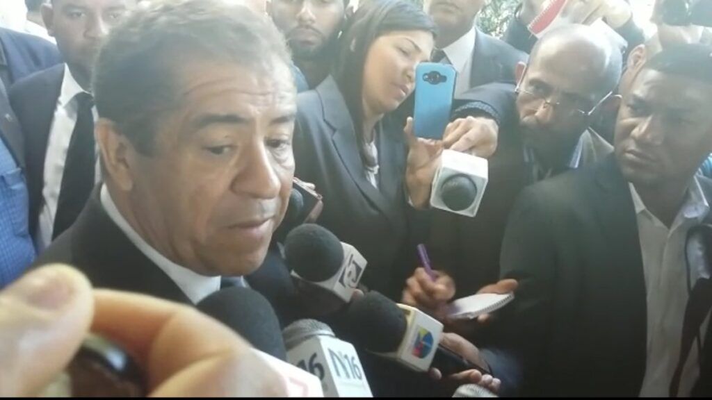 Pércival Peña afectado por un infarto cardíaco