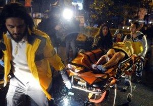 Hombre mata 39 personas en Turquía, y aun sigue en libertad
