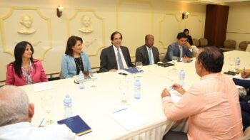 Gobierno forma mesa de diálogo para mejorar transporte público