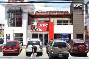 Empleada de KFC fue quien planificó el asalto al establecimiento en Bella Vista