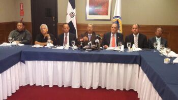 Comerciantes condenan campaña contra venta de leche en polvo