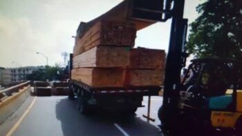 Si puede evitar Expreso V centenario hágalo, transito muy congestionado