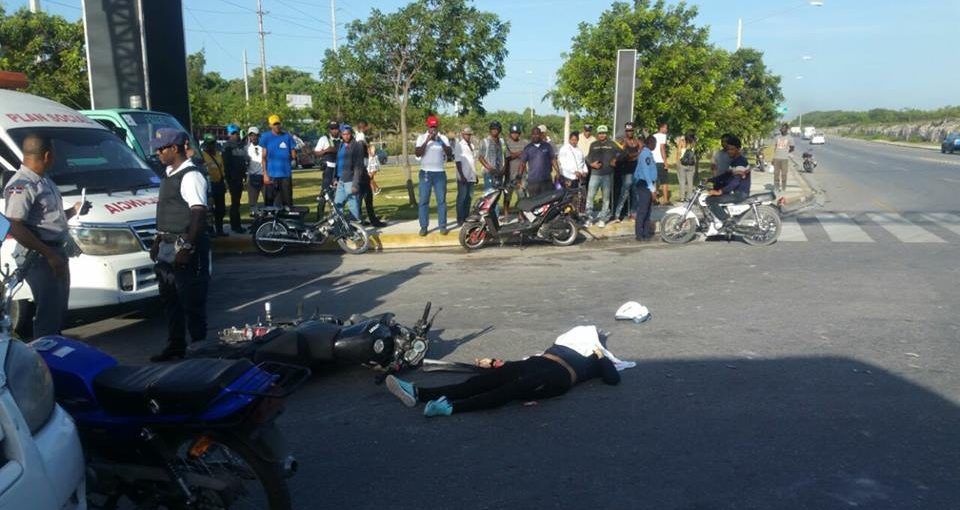 Muere Venezolana en accidente de transito  Punta Cana