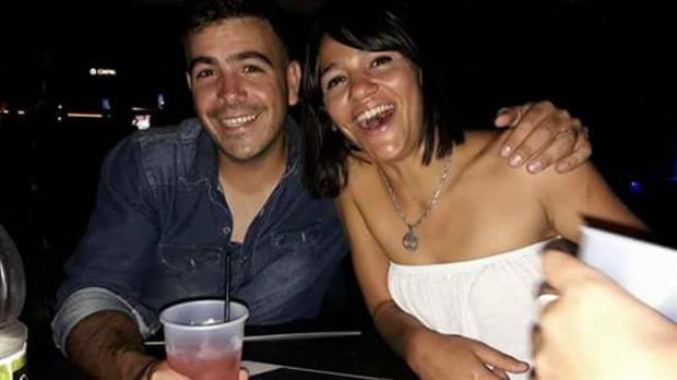 Denunció que su esposa lo golpeaba, se burlaron de él, luego ella lo mato