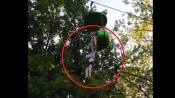 Video: niña cae de una atracción mecanica en EE.UU.
