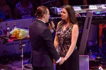 Cristian Castro recien casado y ya en problemas con su esposa.