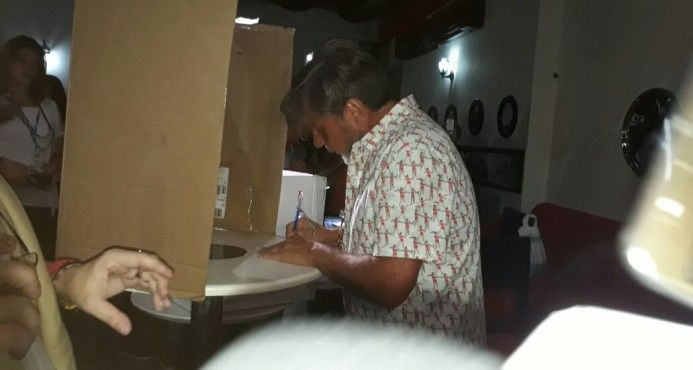 Venezolanos residentes en RD participan masivamente en plebiscito opositor