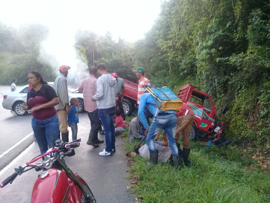 Varios heridos en Samaná tras accidente