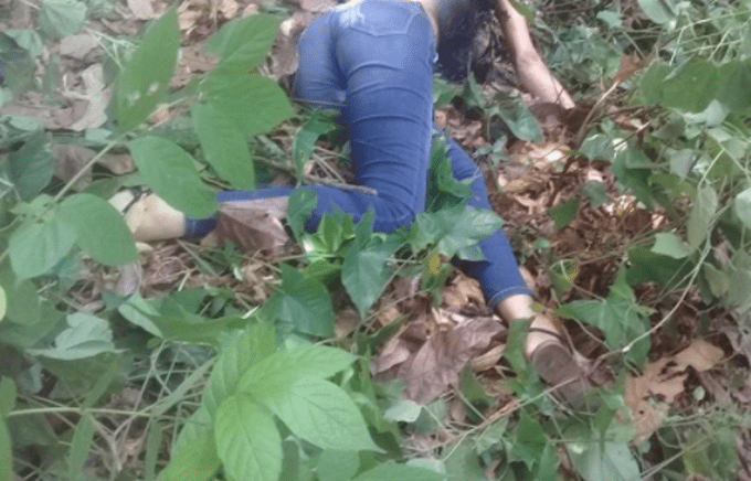 Encuentran cadáver con rostro quemado