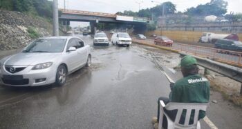 Un “brazo de mar” en el kilómetro 13 de la Autopista Duarte