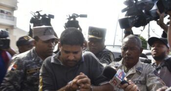 Un año de prisión preventiva a cura acusado de asesinar a exmonaguillo