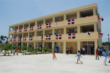 Suspenden docencia a partir de mañana en zonas bajo alerta roja