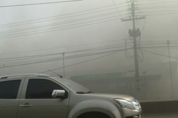 VIDEO: Incendio en  almacén de Plaza Lama en la autopista Duarte