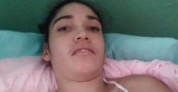 Madre solicita ayuda para realizar estudios a su hija de 27 años