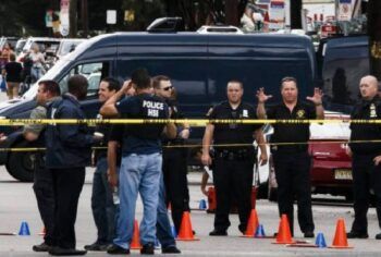 Cinco muetos por nuevo tiroteo cerca de una escuela de California, EEUU