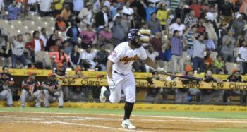 Tigres, Gigantes y Águilas se imponen en la pelota invernal