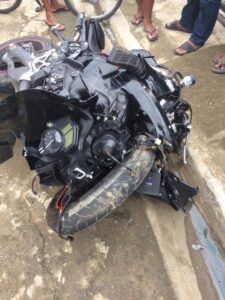 Bachatero sufre aparatoso accidente