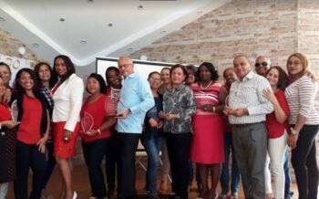 Reconoce labor de técnicos distritales y directores jubilados en SDO