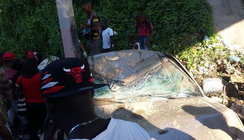 Un muerto tras accidente en la Autopista Duarte