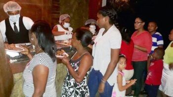 Comedores Económicos auspician en Perantuen Primera Cena de Navidad Comunitaria