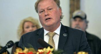 Se suicida legislador republicano de Kentucky