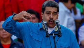 Maduro dice que oposición tiene «la orden» de retirarse de las presidenciales.