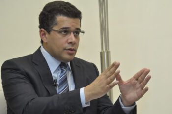 David Collado esta pensando optar por la presidencia del país