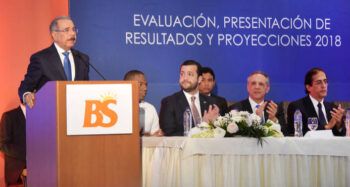 Danilo: Gobierno logra sacar de la pobreza a un millón 200 mil dominicanos.