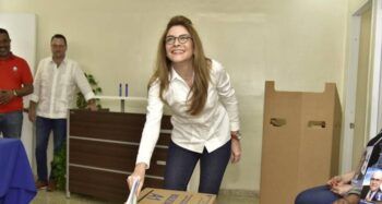 Paliza y Carolina Mejía lideran votos en convención del PRM realizada ayer.