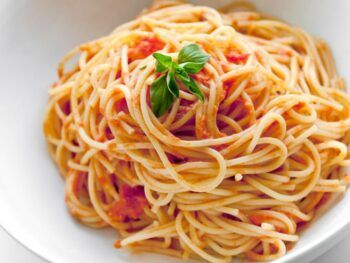 Más del 20% de los beneficios de los contrabandistas en África provienen de la venta de espaguetis
