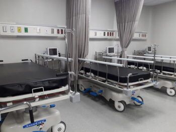 Moscoso Puello avanza para el uso de nuevos quirografarios del hospital