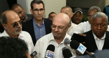 Hipólito Mejía llama falta de respeto a dirigencia del PRM tras aprobar primarias cerradas sin consultarlo