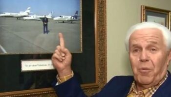 Pastor evangélico pide donaciones para comprar un avión privado de 54 millones de dólares