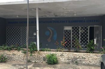 Comisión de Espectáculo Públicos se está cayendo a pedazos.