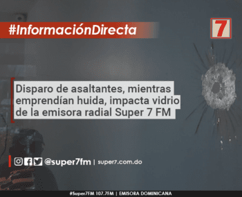 Desconocidos causan daños a Super 7 FM al huir de autoridades momento en que asaltaban mujer.